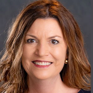 Julie Hoeniges